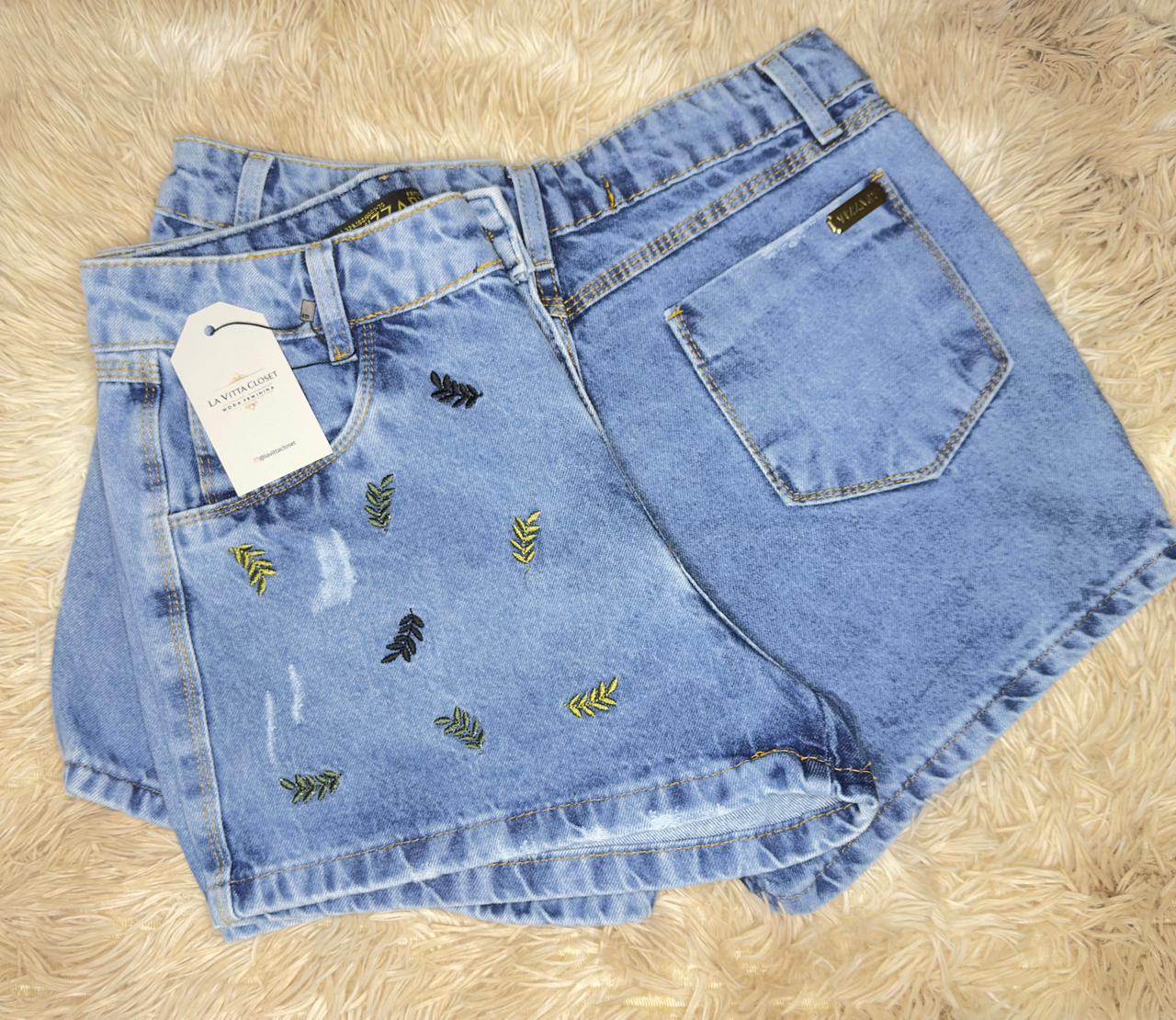 Short Jeans detalhado